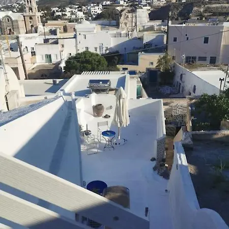 Stunning Old Town Cave Kamari (Santorini)
